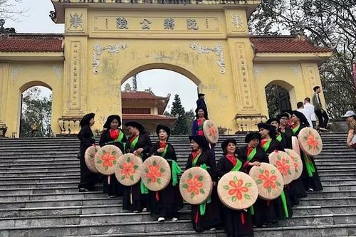 Không để tồn tại tâm lý 'tháng Giêng là tháng ăn chơi'