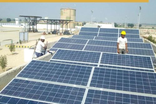 Tin thế giới tối 25-2: Mỹ áp thuế 126% đối với thiết bị năng lượng mặt trời sản xuất tại Ấn Độ