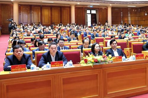Quán triệt, triển khai Nghị quyết số 79 và Nghị quyết số 80 của Bộ Chính trị