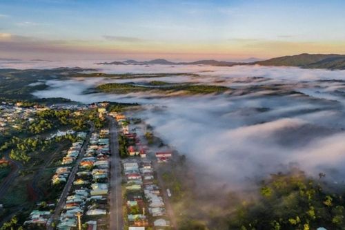 Măng Đen: Hành trình săn biển mây kỳ ảo giữa đại ngàn và trải nghiệm mùa hoa anh đào