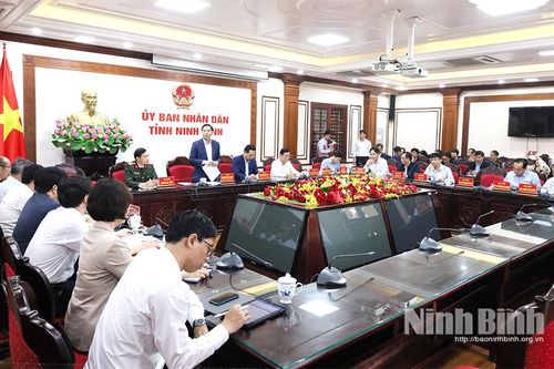 UBND tỉnh chỉ đạo tổ chức chu đáo, an toàn Lễ hội chùa Tam Chúc và Lễ hội Phát lương Đền Trần Thương