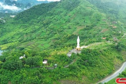 Lễ dâng hương tại Đền Linh Sơn Thủy Từ và Đền Nàng Han
