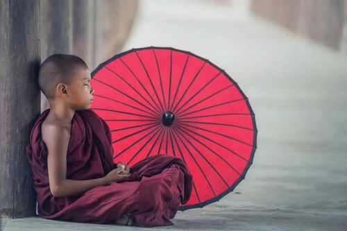 Bản ngã và lớp sương mù của khổ đau
