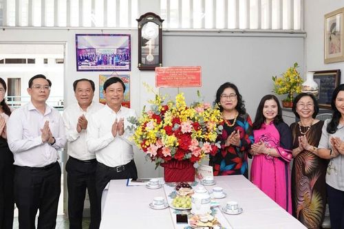 TP. Hồ Chí Minh: Tri ân chuyên gia y tế lão thành về những đóng góp trong sự nghiệp chăm sóc sức khỏe Nhân dân