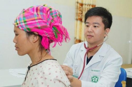 Chuyện Tết trực chiến, giữ nhịp tim giao thừa của bác sĩ trẻ