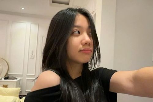 Ái nữ thứ 3 kín tiếng của đại gia Minh Nhựa
