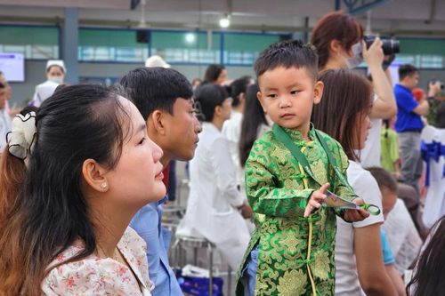 Cuộc sống của những em bé mang 'mã gene' khác biệt