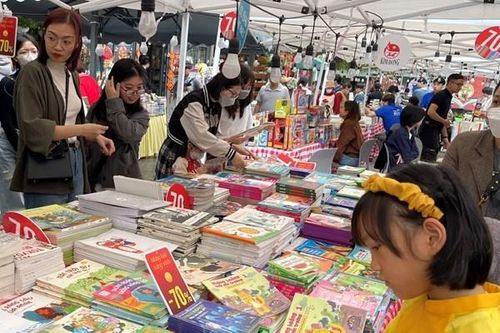 Hội sách Hà Nội năm 2026: Trải nghiệm đọc sách trong không gian công nghệ