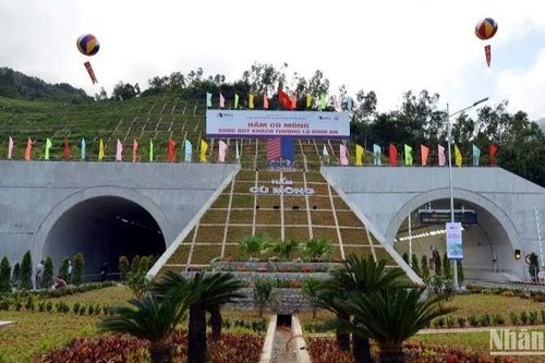 Đầu tư hơn 900 tỷ đồng mở rộng hầm Cù Mông