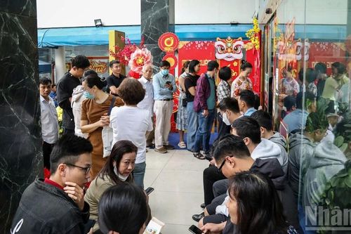 Thay đổi xu hướng tiêu dùng, sản phẩm 'vàng mini' hút hàng ngày Thần Tài ở Thành phố Hồ Chí Minh