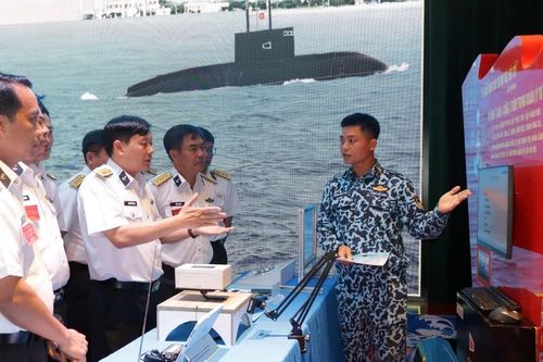 Lữ đoàn 189 đẩy mạnh ứng dụng trí tuệ nhân tạo nâng cao chất lượng công tác huấn luyện