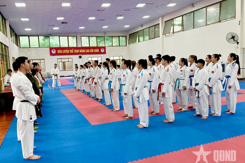 Tăng tốc huấn luyện