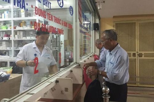 Rà soát việc cấp thuốc ngoại trú trên 30 ngày cho người có bảo hiểm y tế