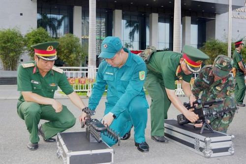 Bộ Xây dựng đề nghị tăng cường kiểm soát thiết bị bay không người lái