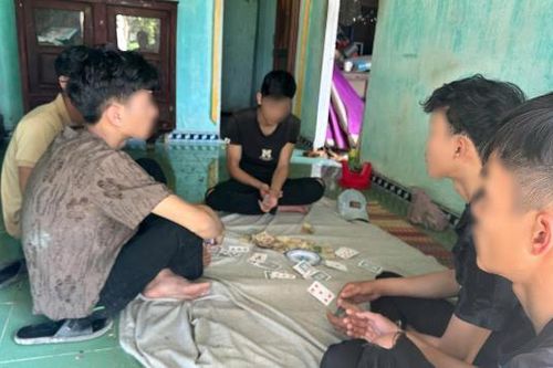 Sát phạt trong nhà thờ tộc