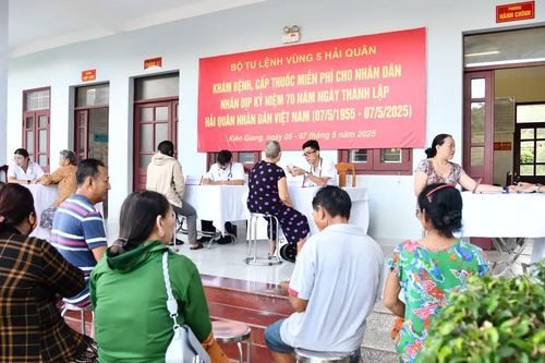 Vùng 5 Hải quân: Nâng cao chất lượng khám, chữa bệnh cho bộ đội và nhân dân