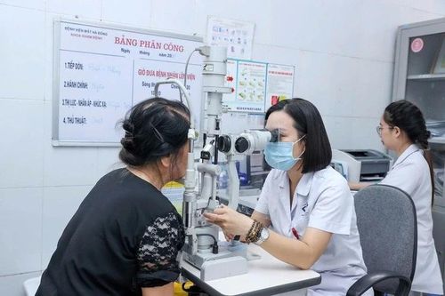 Ô nhiễm không khí đe dọa sức khỏe mắt, cần chủ động phòng tránh