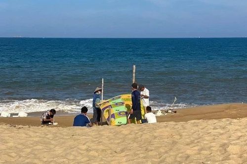 Bé trai 13 tuổi ở Gia Lai đuối nước khi tắm biển Đề Gi