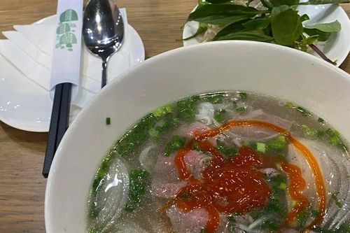 Lùm xùm vụ tô phở 346.000 đồng ở sân bay, Cảng hàng không Cam Ranh nói gì?