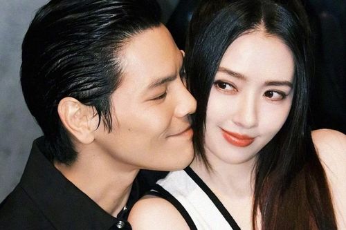 Ông trùm giải trí giao toàn bộ tài sản cho con dâu