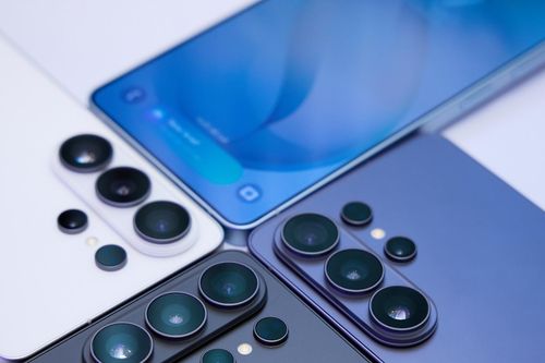Samsung Galaxy S26: Ấn tượng với công nghệ chống nhìn trộm chủ động, định nghĩa lại điện thoại AI