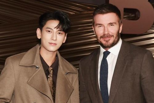 Ca sĩ Isaac hội ngộ David Beckham tại Milan