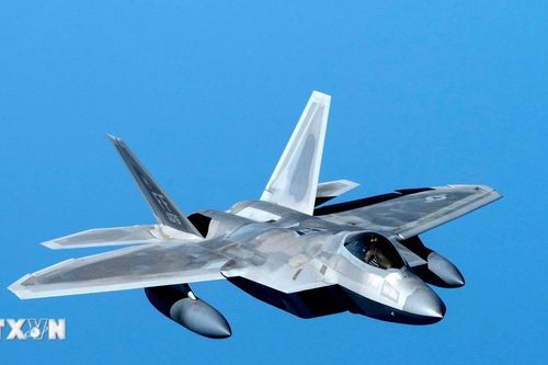 Mỹ điều động thêm 6 tiêm kích tàng hình F-22 tới Trung Đông