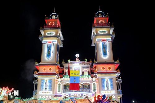 Tây Ninh bùng nổ sức hút du lịch trong mùa lễ hội tháng Giêng