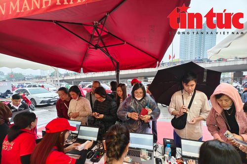 Giá vàng ngày 26/2 giảm giữa cao điểm mua sắm vía Thần Tài