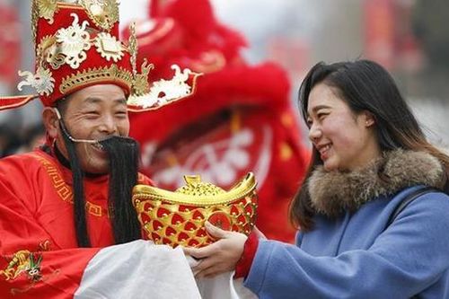 Ngày vía Thần Tài 2026: 5 mẹo đơn giản giúp 'rước' may mắn, tài lộc suốt cả năm