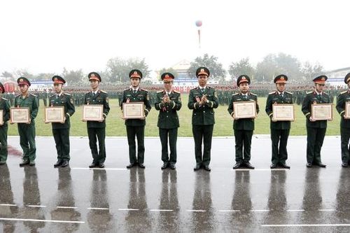 Trung đoàn 18, Sư đoàn 325 phát động phong trào '3 Tiên phong quyết thắng'