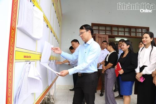Phó Chủ tịch UBND tỉnh Nguyễn Thanh Hà kiểm tra công tác chuẩn bị bầu cử tại các địa phương khu vực Khánh Vĩnh