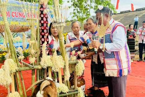 Lễ hội Cúng bến nước ở Lâm Đồng - Bảo vệ và giữ gìn cội nguồn của sự sống