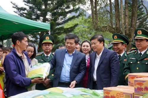 Ấm áp xuân Biên phòng