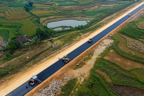 Lập Bộ chỉ huy 'Chiến dịch Đông Khê', tăng tốc đưa 2 cao tốc miền núi phía Bắc về đích