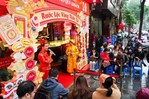 Mua vàng ngày vía Thần Tài: Cầu may là chính, không còn tâm lý đầu cơ