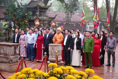 Lễ dâng hương khai hội mùa Xuân Côn Sơn - Kiếp Bạc 2026