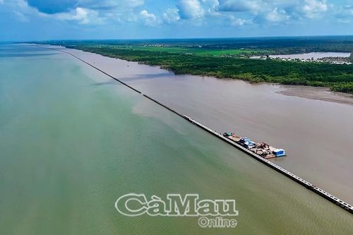 Bờ biển Tây dần được khép kín