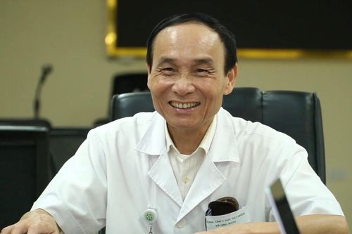Bác sĩ tạo bước ngoặt điều trị ung thư tại Việt Nam