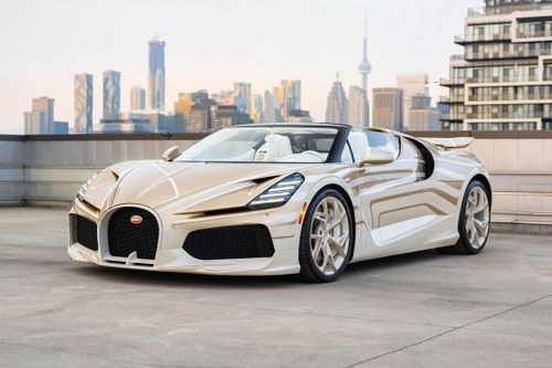 Cận cảnh siêu xe Bugatti W16 Mistral La Perle Rare của đại gia Canada
