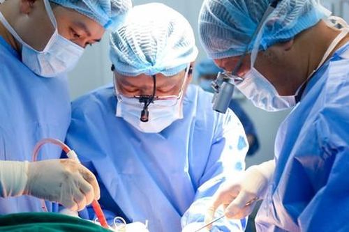 PGS.TS Nguyễn Tiến Quyết: Giữ nhịp đập sự sống từ những ca ghép tạng