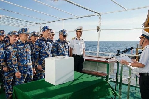 Những lá phiếu đầu tiên đã tới thềm lục địa phía nam