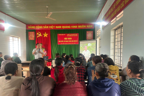 Trung đoàn 726 đẩy mạnh sản xuất, sử dụng phân bón hữu cơ chăm sóc cây trồng