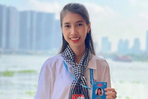 Kim Tươi - Nữ sinh Y học Cổ truyền với khát vọng dùng khoa học hiện đại hóa tinh hoa Đông Y
