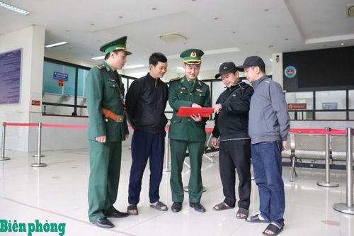Kiểm soát chặt chẽ biên giới, giữ bình yên địa bàn