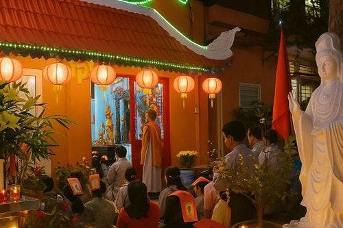 Biến tướng dâng sao giải hạn