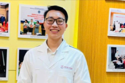 Hành trình vượt qua 'nỗi sợ' của sinh viên y khoa