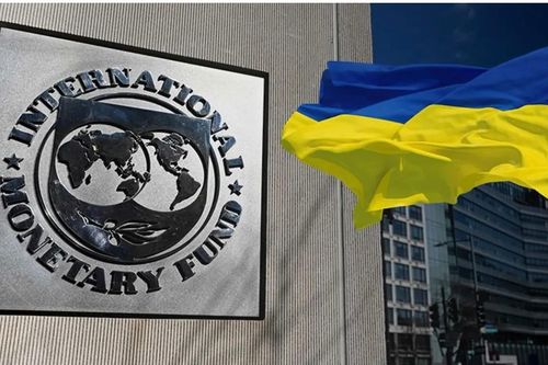 Ukraine nhận được khoản vay 'cứu mạng' từ IMF