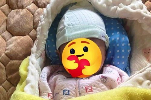 Bé gái 3 tháng tuổi bị bỏ rơi ở Ninh Bình, kèm tờ giấy ghi 'vì một lần lỡ dại'