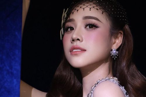 Quán quân được ví như hoa hậu sống một mình sau mối tình 2 năm độc hại
